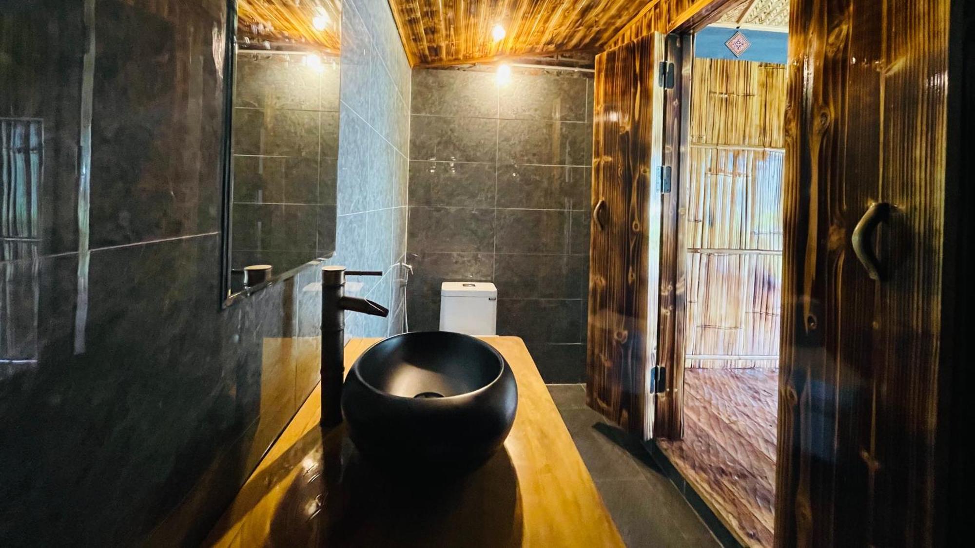 بيت شباب Eco Rice Fields House سابا المظهر الخارجي الصورة